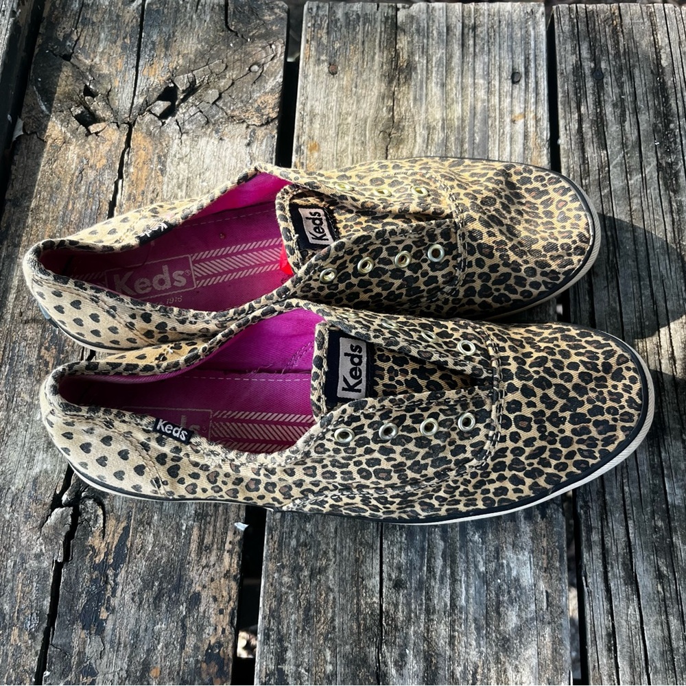 KEDS VINTAGE CHEETAH / LEOPARD PRINT SLIP ON CANVAS WOMENS 9 SNEAKERS